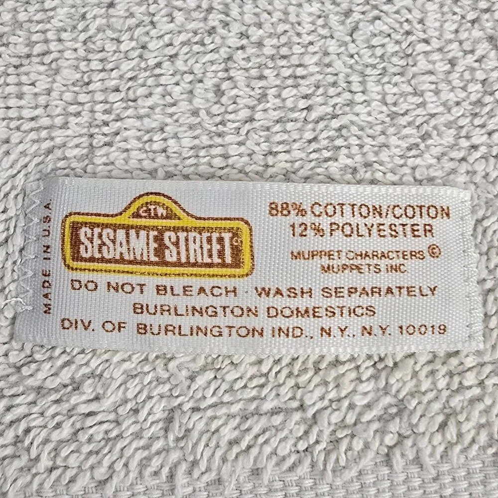 Vintage Sesame Street Bath Towel Big Bird Oscar 24x41 USA 70s 80s Retro Children